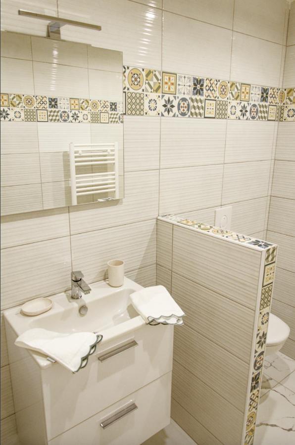 Le St Apollinaire N°3 - Ma Cabotte Apartment Meximieux Bagian luar foto